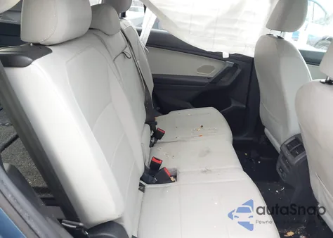 2019 Volkswagen Tiguan 2.0T Se/2.0T Sel/2.0T Sel R-Line/2.0T Sel R-Line Black from USA, damaged, VIN 3VV2B7AX1KM137246